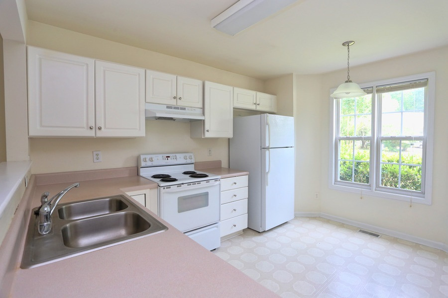 504 Forge Road Durham, NC 27713 - Photo 2 of 15 Kitchen