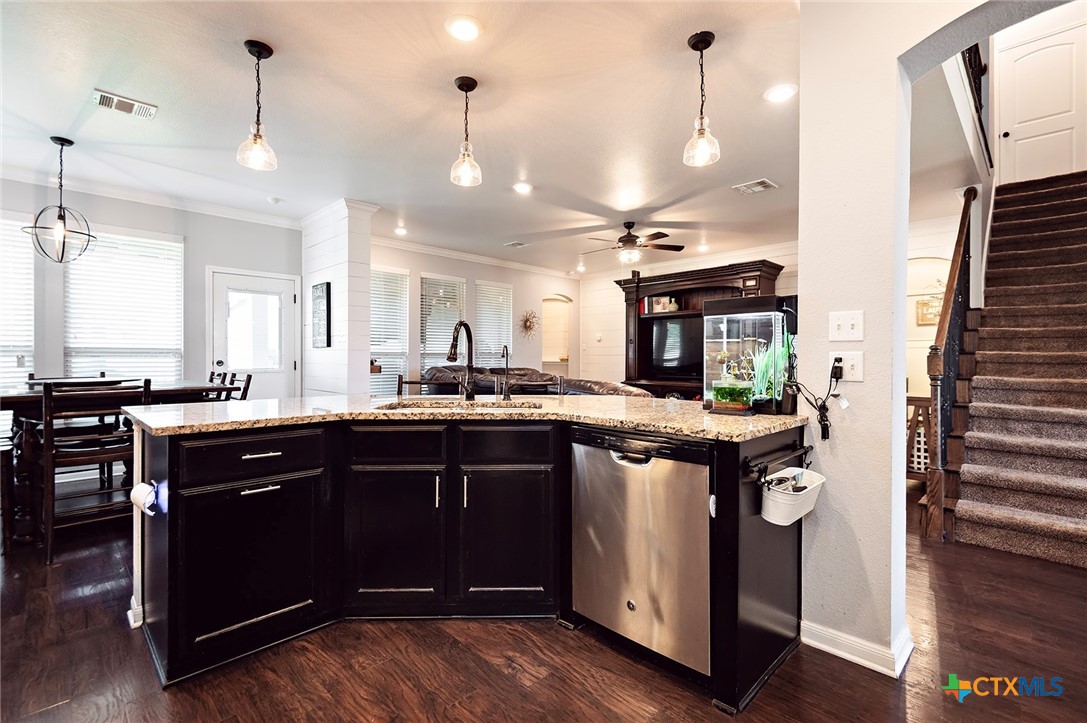 7853 Old Gate Road Temple, TX 76502 - Photo 8 of 47