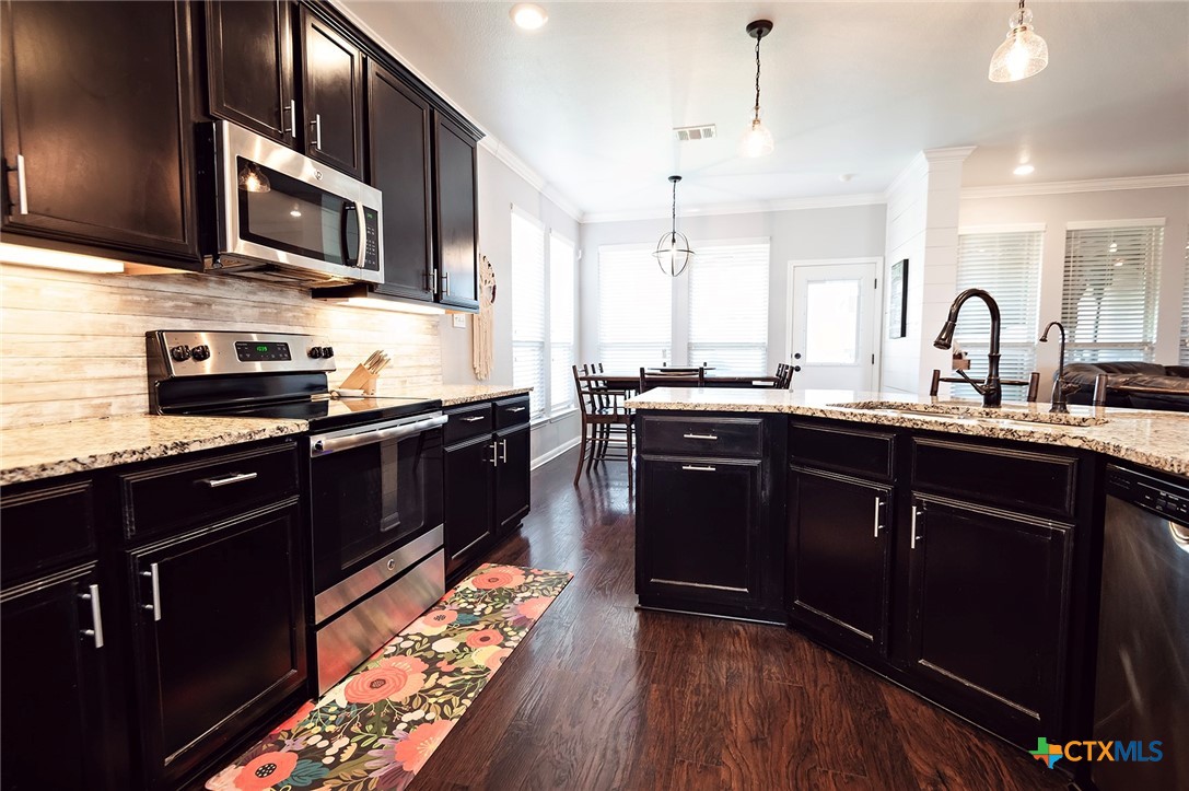 7853 Old Gate Road Temple, TX 76502 - Photo 9 of 47