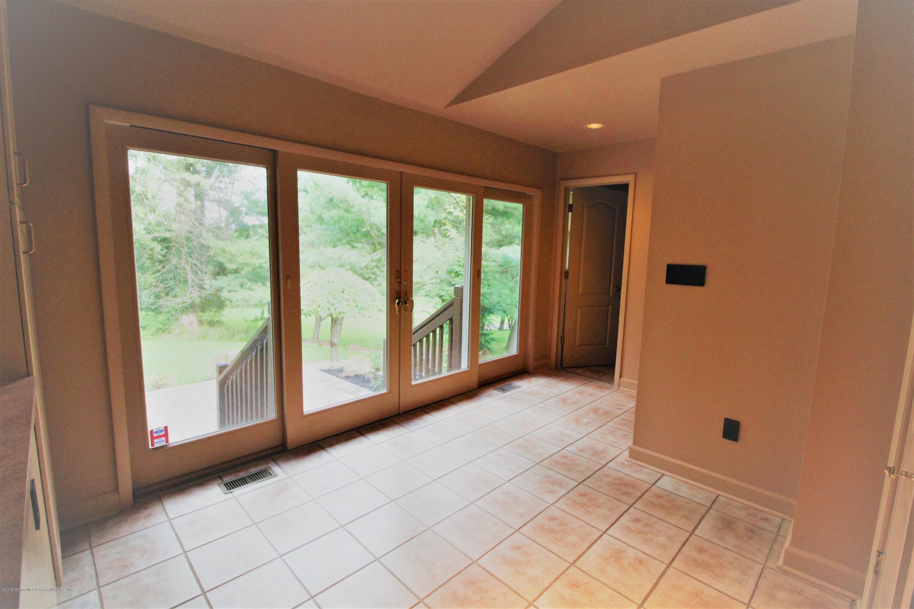 134 Conover Road Morganville, NJ 07751 - Photo 5 of 24
