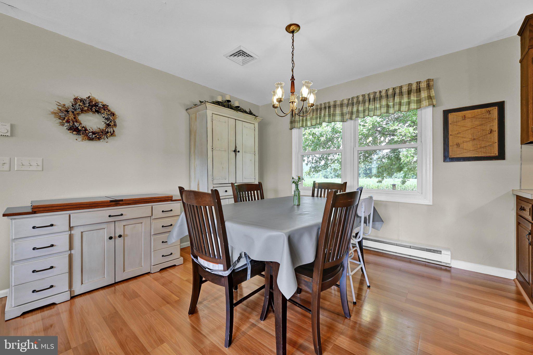 75 Hickory Road Denver, PA 17517 - Photo 15 of 50 Dining Area