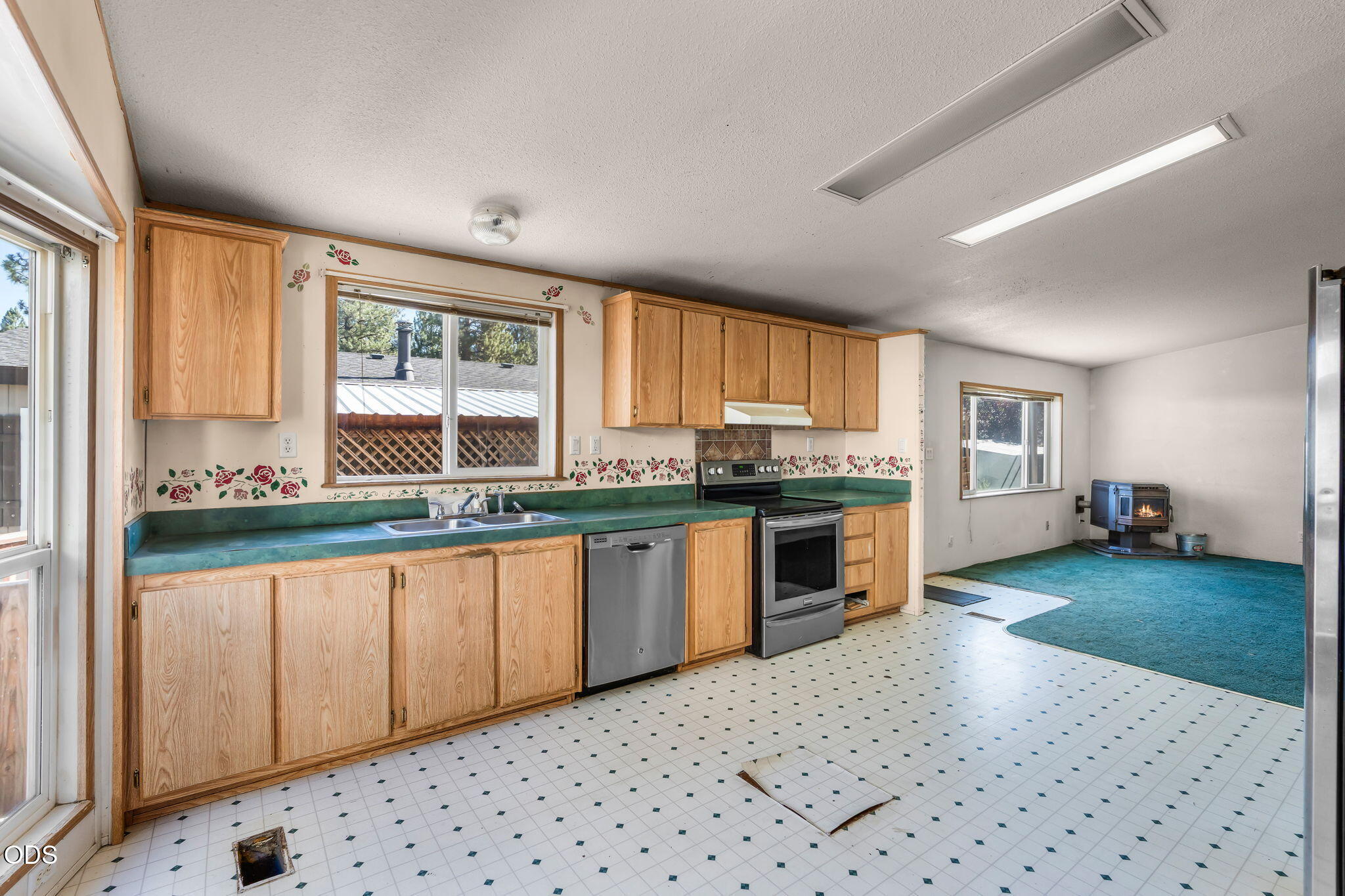 61000 Brosterhous Road, Unit 552C Bend, OR 97702 - Photo 9 of 23 Gallery Image 9