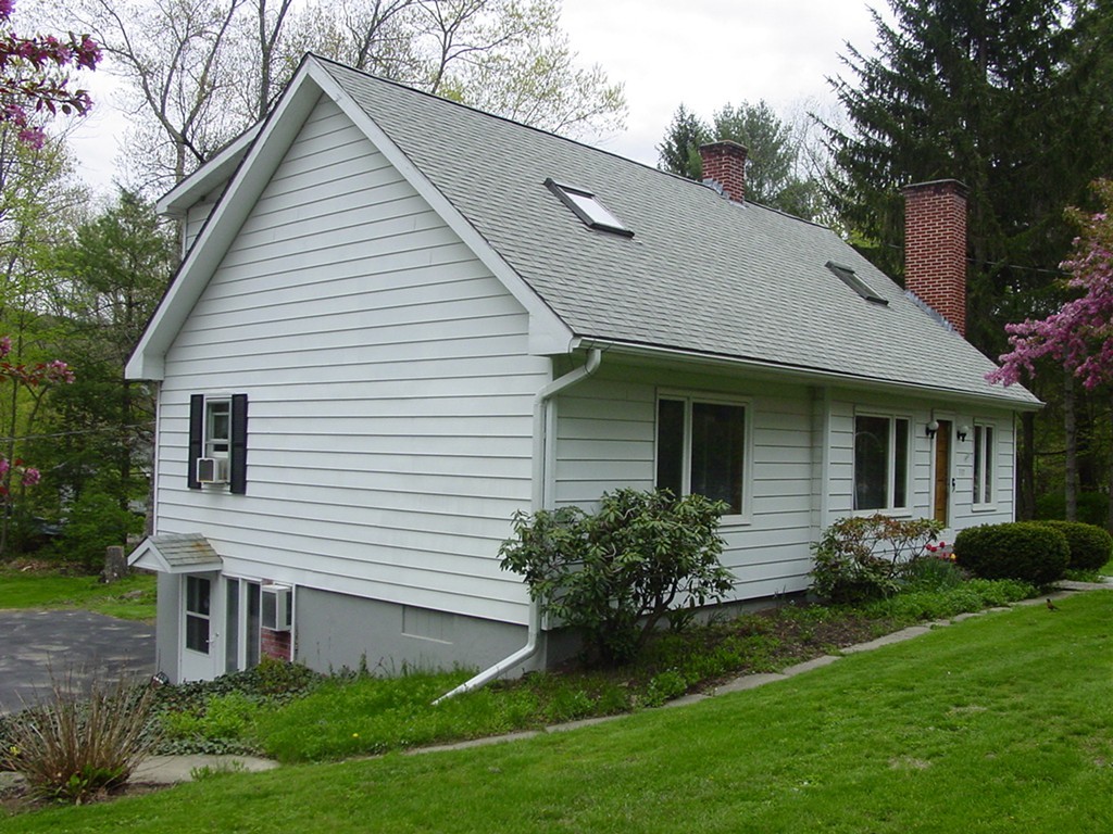 737 Rindge Road Fitchburg, MA 01420 - Photo 1 of 30 Gallery Image 1
