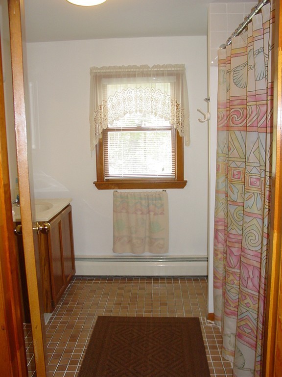737 Rindge Road Fitchburg, MA 01420 - Photo 14 of 30 Gallery Image 14