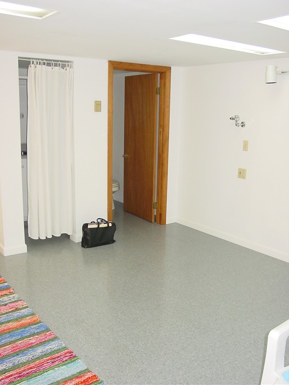 737 Rindge Road Fitchburg, MA 01420 - Photo 16 of 30 Gallery Image 16