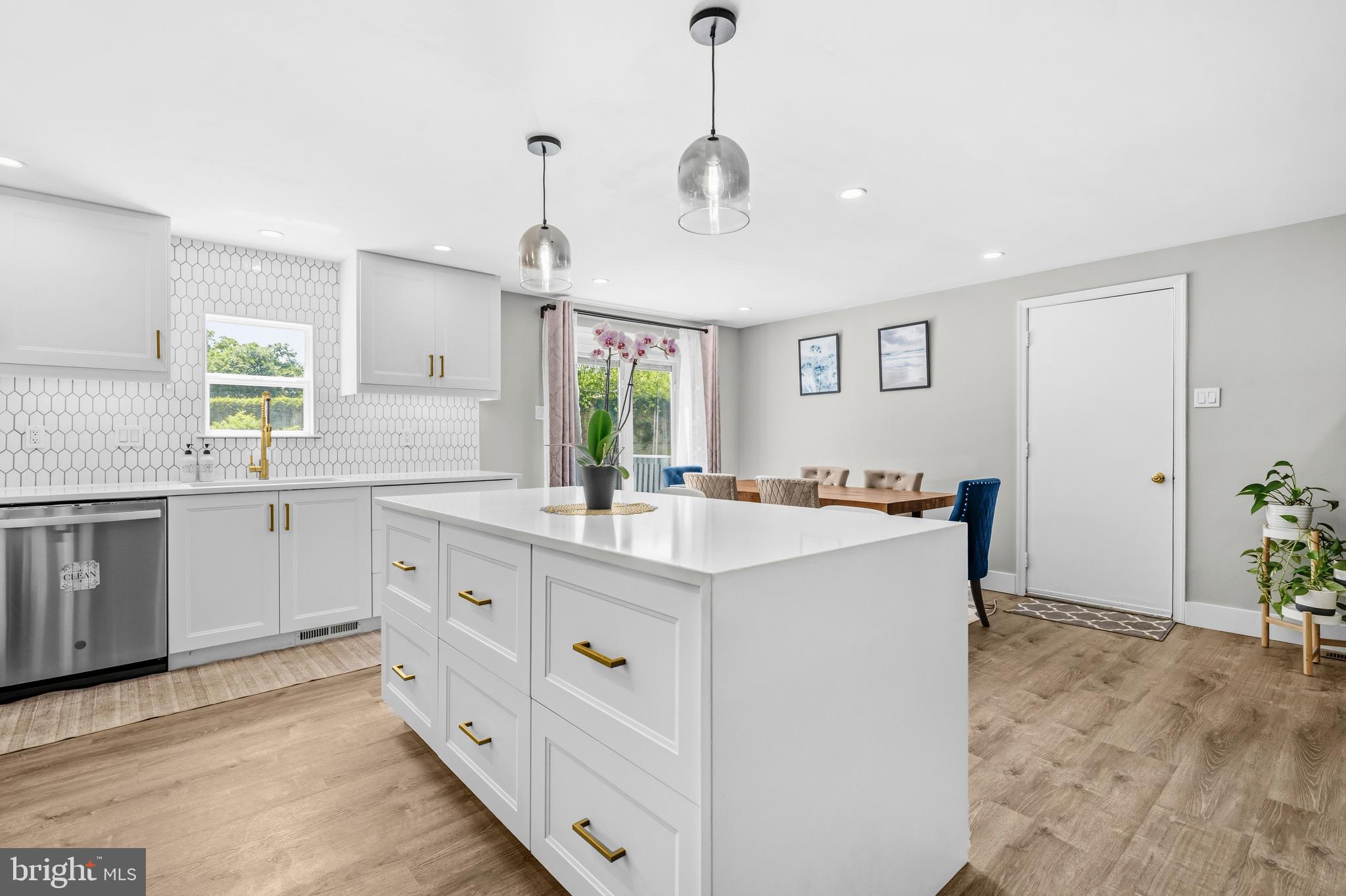 12670 Magna Carta Road Herndon, VA 20171 - Photo 9 of 56