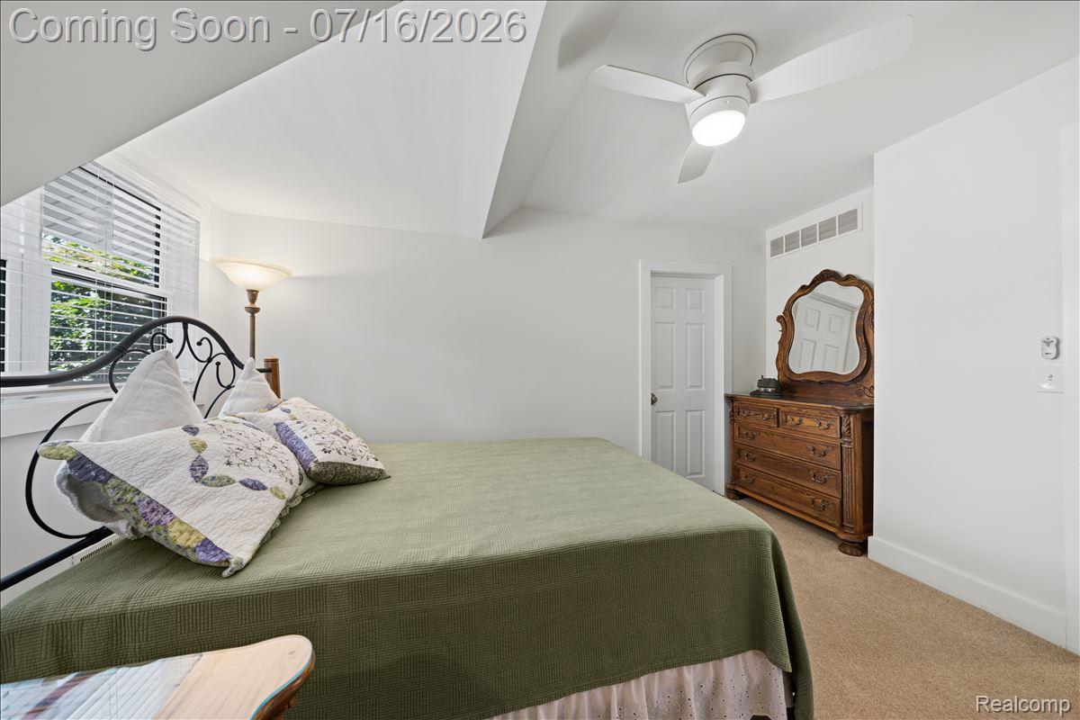 156 Griggs Street Rochester, MI 48307 - Photo 37 of 61 41-DSC07515.jpg