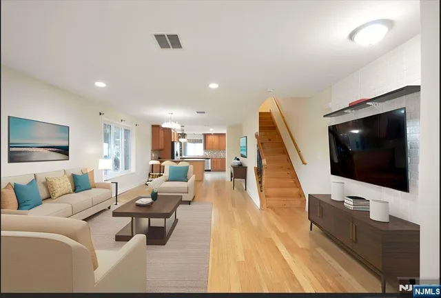 $639,900 | 12 Pulaski Place, Unit A, Hackensack, NJ 07601