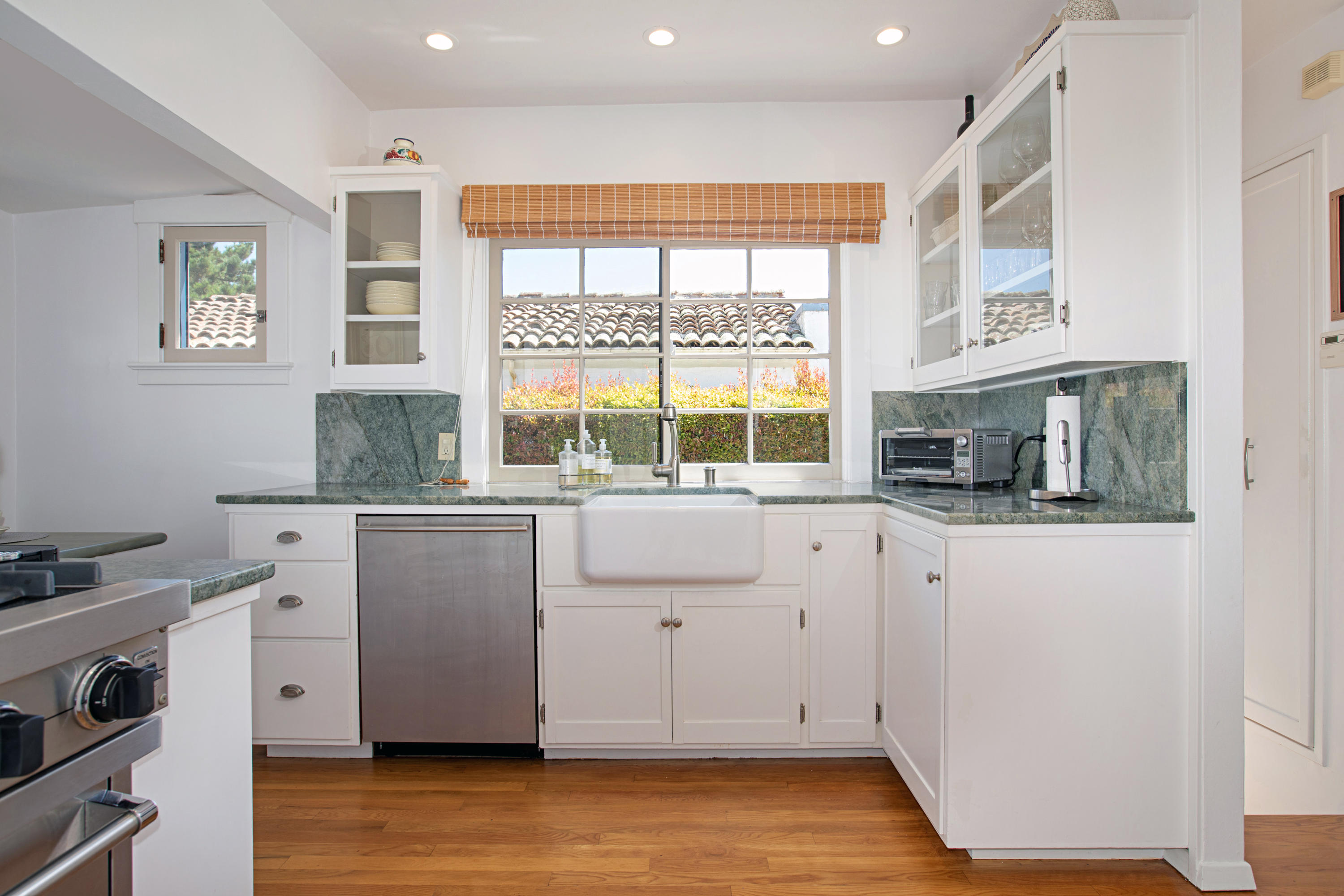 161 Hermosillo Road Montecito, CA 93108 - Photo 12 of 25 Kitchen 1