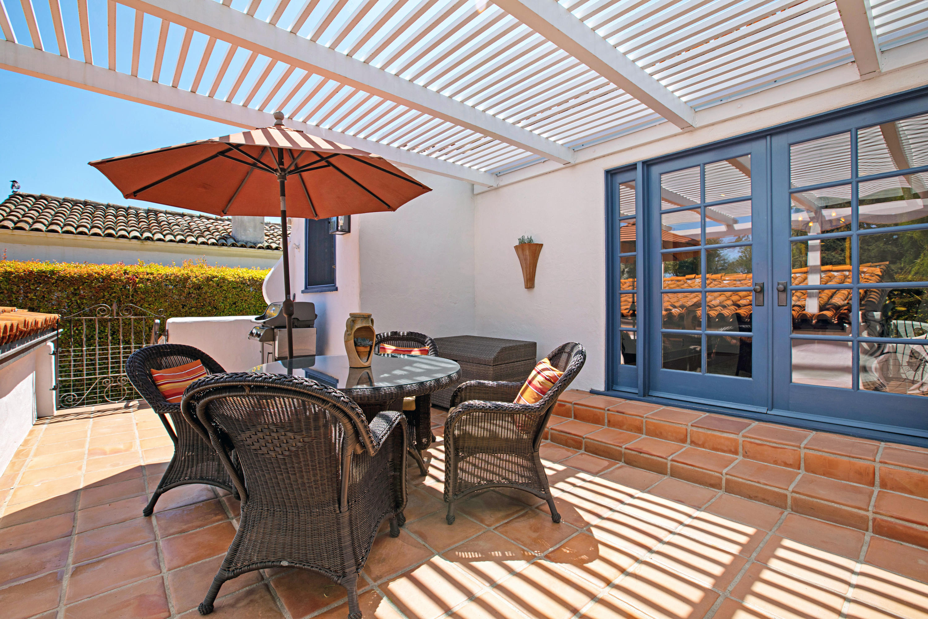 161 Hermosillo Road Montecito, CA 93108 - Photo 5 of 25 Front Patio