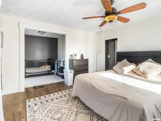 $215,000 | 373 North Cherry Street, Galesburg, IL 61401