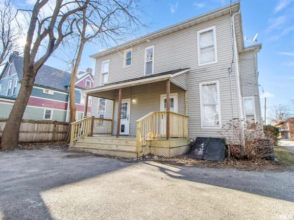 $205,000 | 373 North Cherry Street, Galesburg, IL 61401