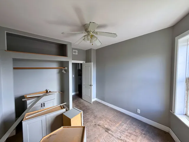 $330,000 | 5551 West Van Buren Street, Chicago, IL 60644