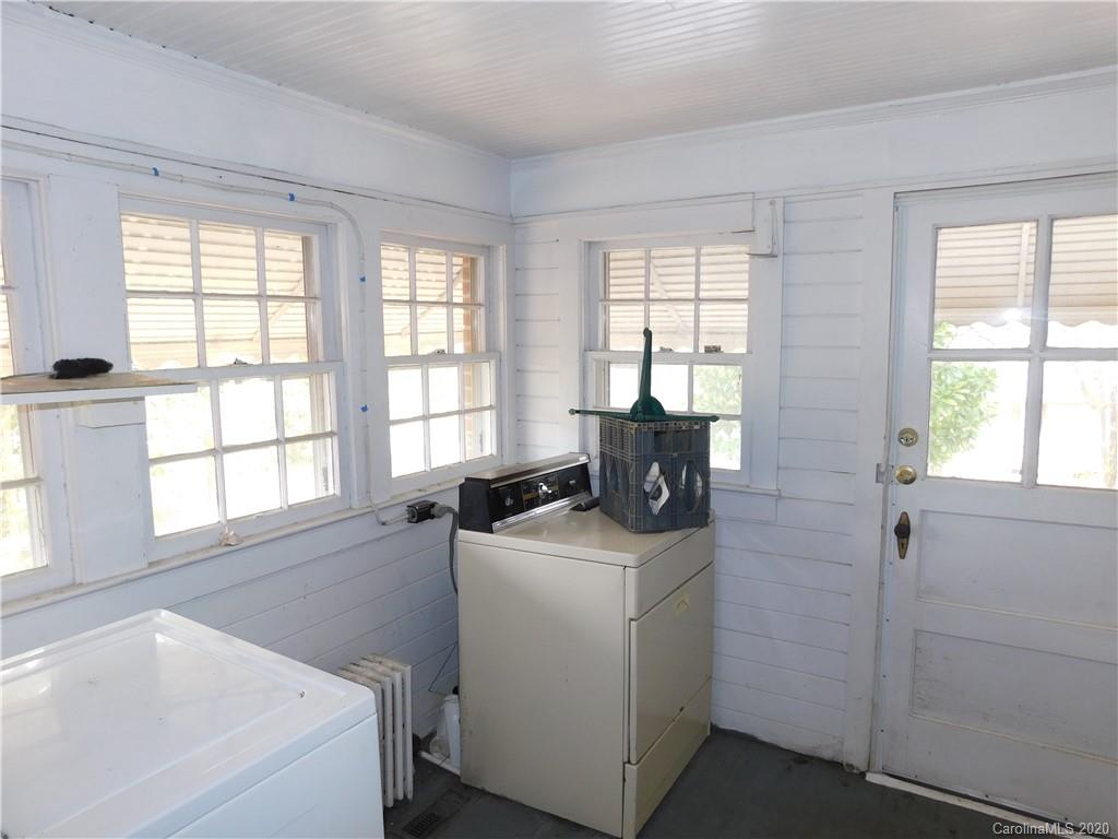 1382 Springdale Road, Unit 7 Lancaster, SC 29720 - Photo 25 of 31 a utility room with dryer and washer