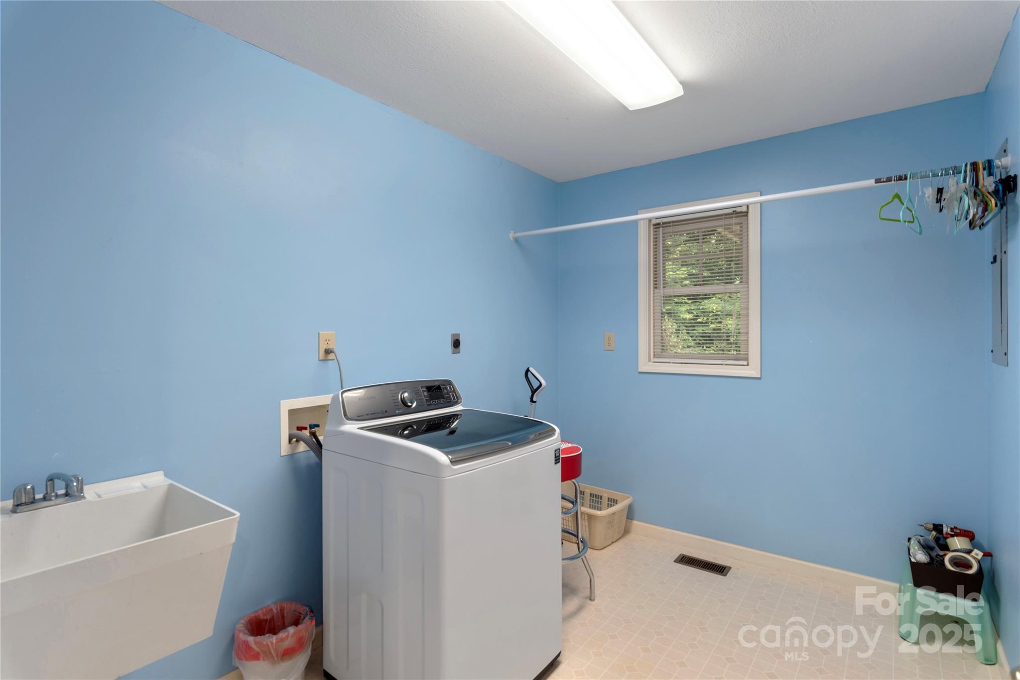 98 Choga Ridge Whittier, NC 28789 - Photo 12 of 28 a room with storage and utility