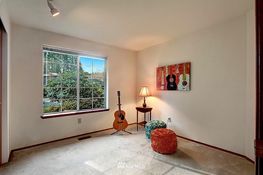 1017 215th Street Southeast Bothell, WA 98021 - Photo 12 of 24