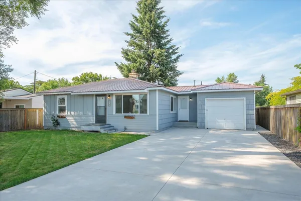 $305,000 | 8209 East Indiana Avenue, Spokane Valley, WA 99212