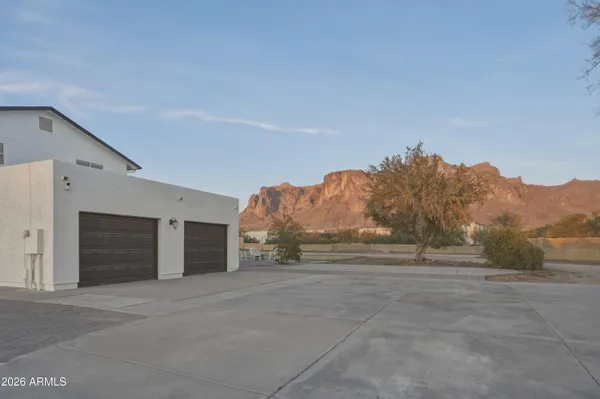 $1,200,000 | 661 North Al Sieber Road, Apache Junction, AZ 85119
