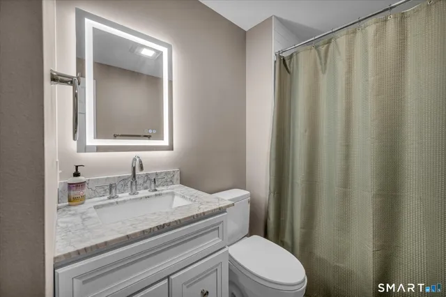 $349,900 | 104 Boston Road, Middletown, CT 06457