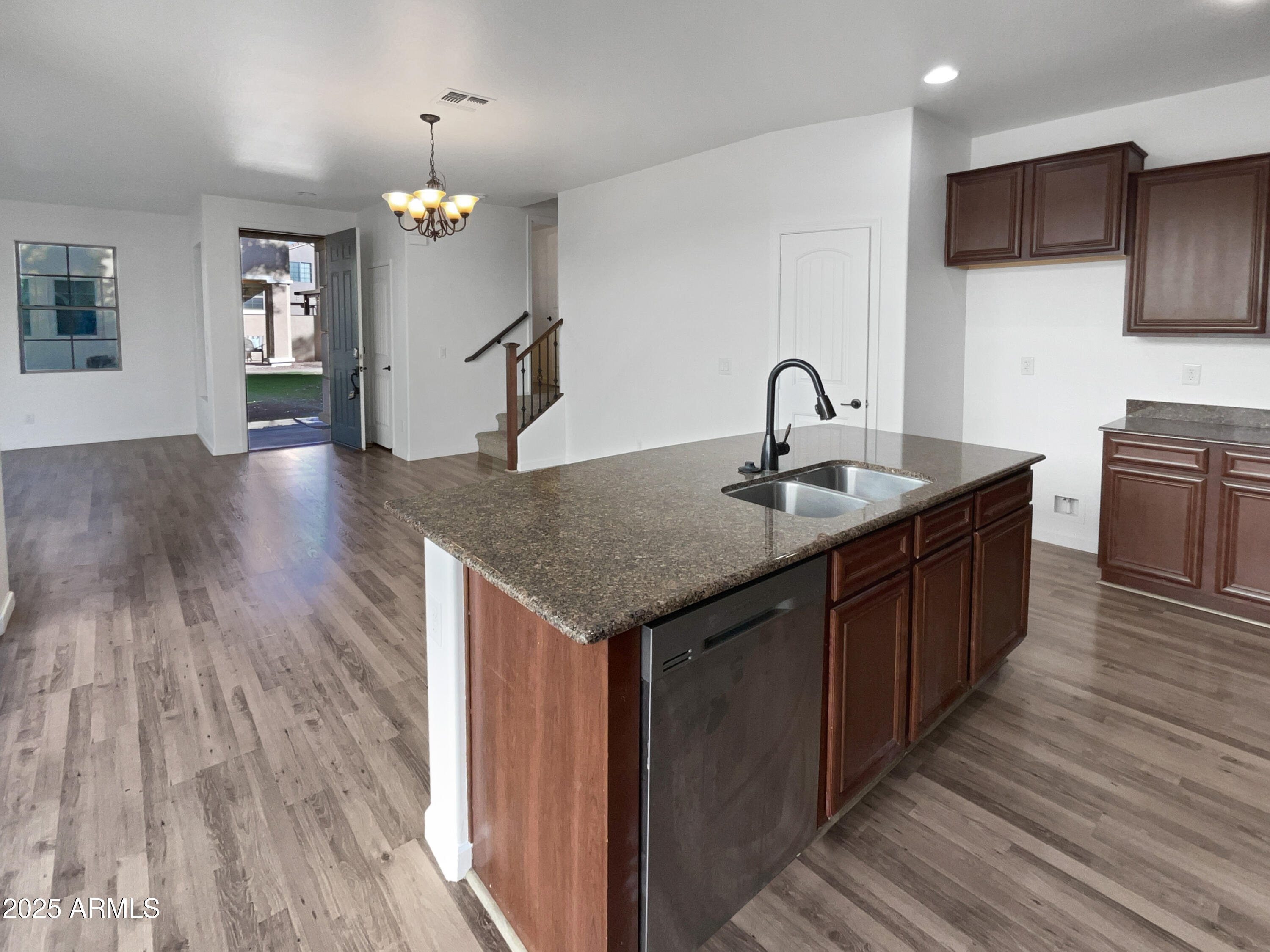 3489 South Bandit Road Gilbert, AZ 85297 - Photo 12 of 31 photo_12