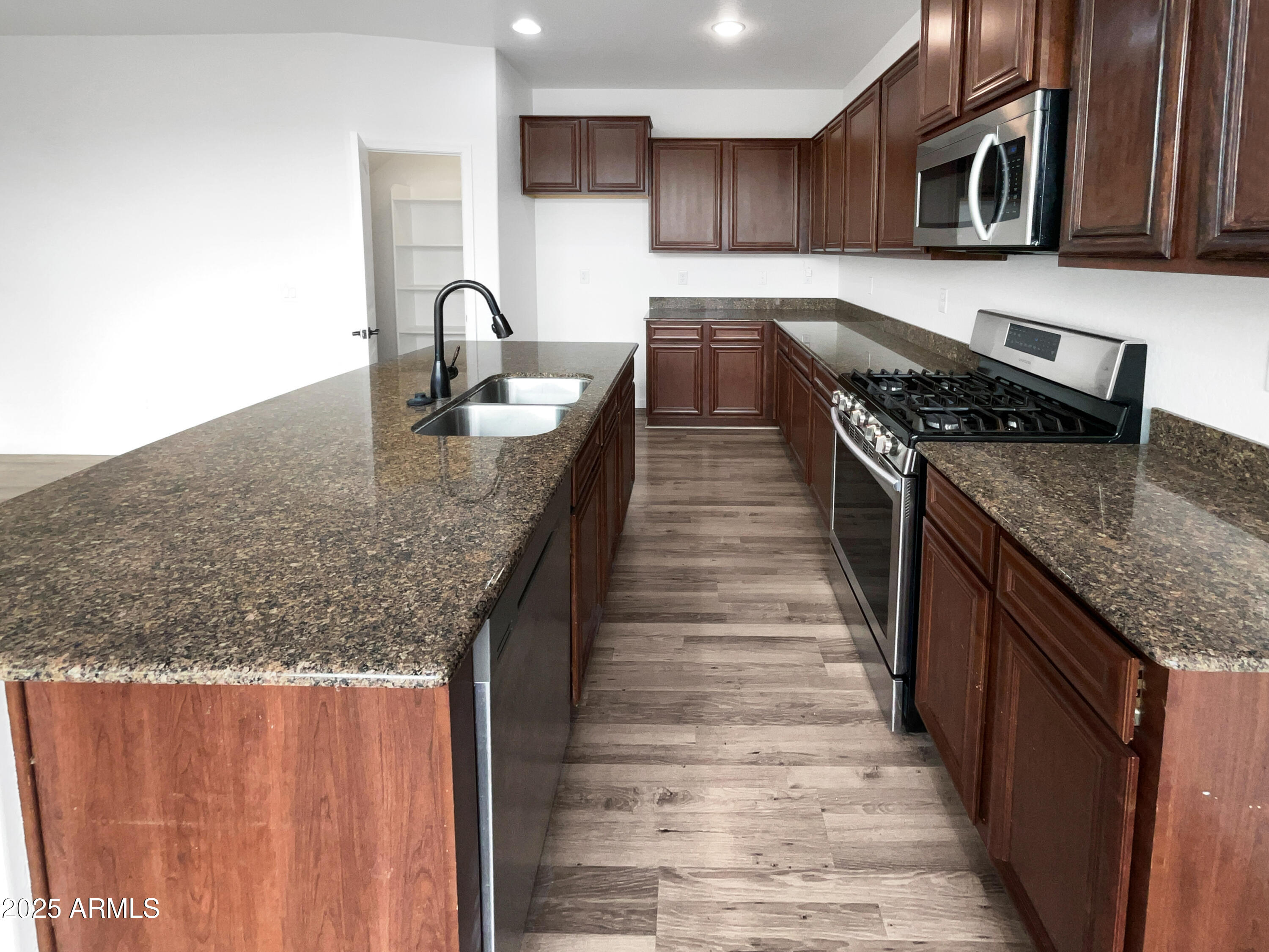 3489 South Bandit Road Gilbert, AZ 85297 - Photo 13 of 31 photo_13