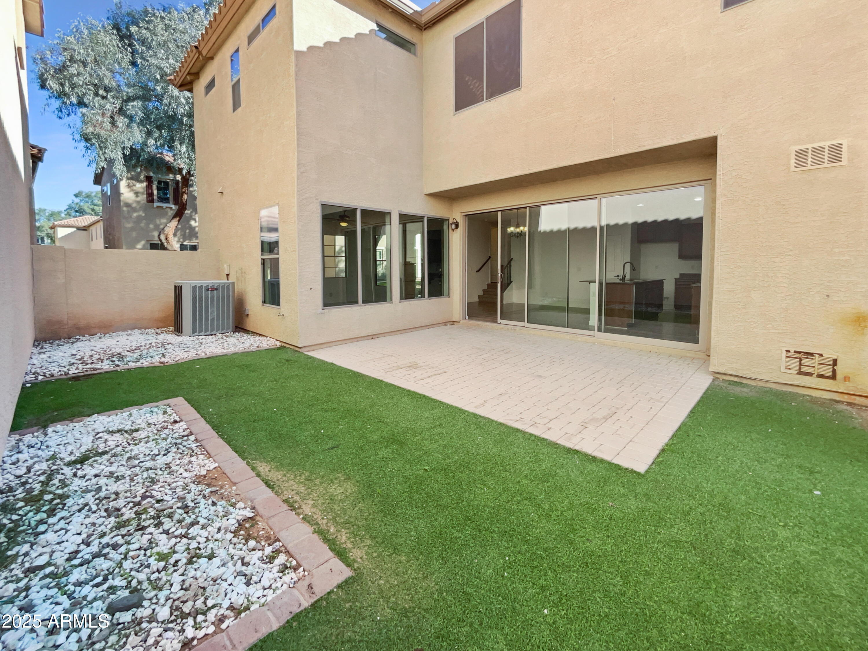 3489 South Bandit Road Gilbert, AZ 85297 - Photo 6 of 31 photo_06