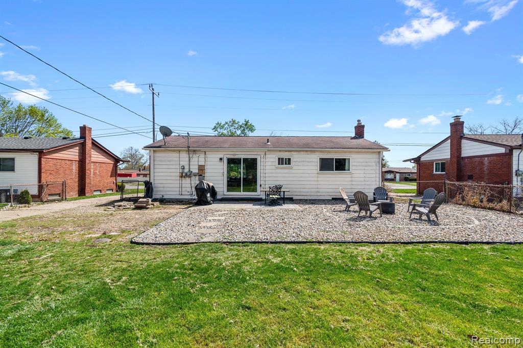 33038 Joy Road Livonia, MI 48150 - Photo 20 of 23 Gallery Image 20