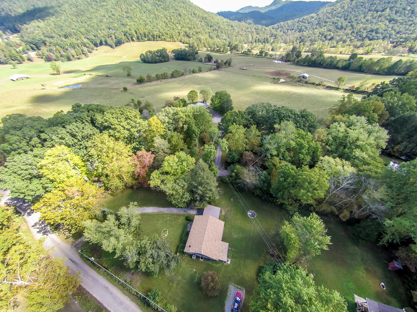 1107 Shuler Road Townsend, TN 37882 - Photo 3 of 38 DSC_1000-2