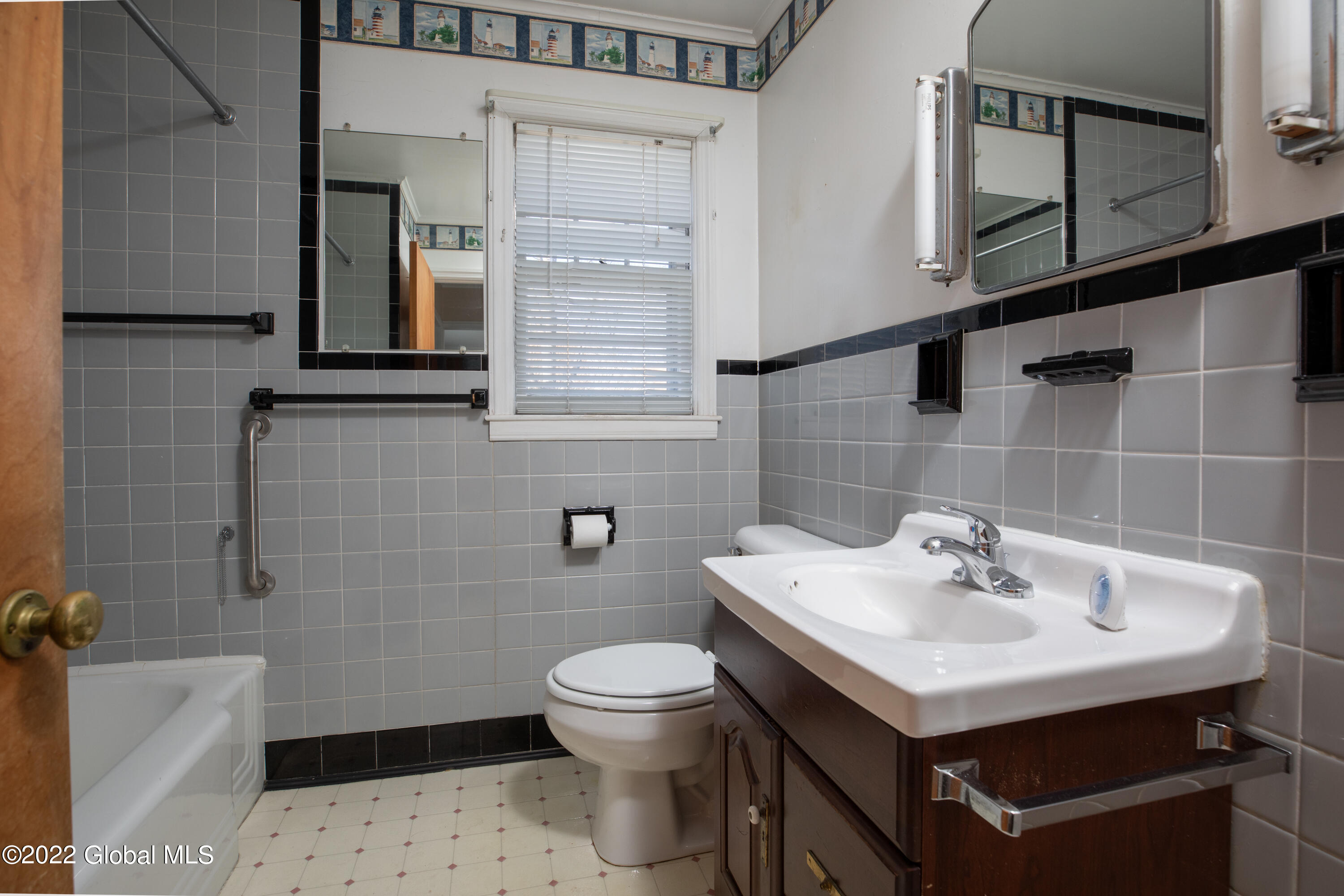 33 Pershing Road Queensbury, NY 12804 - Photo 11 of 19 33Pershing-12