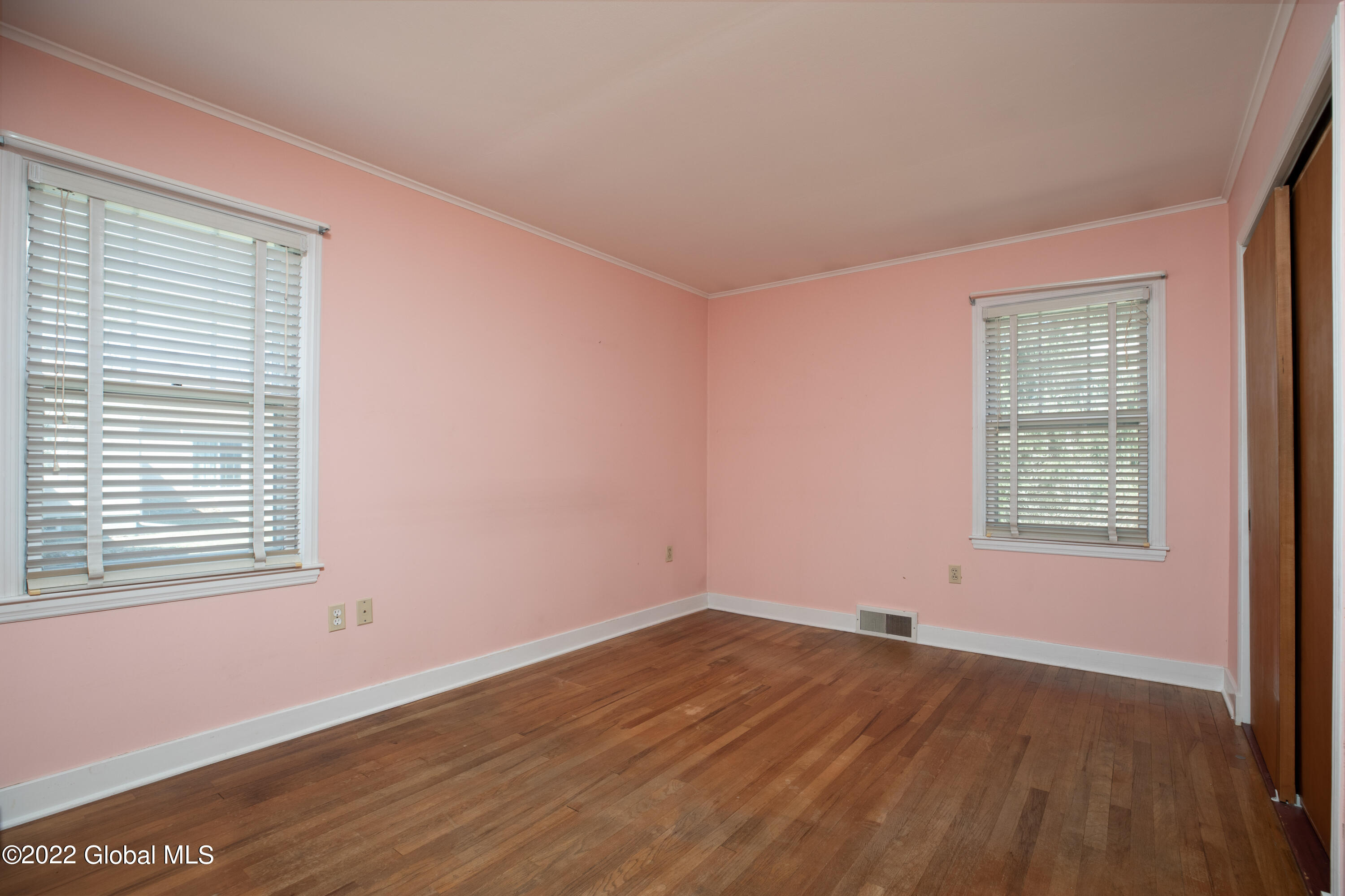 33 Pershing Road Queensbury, NY 12804 - Photo 8 of 19 33Pershing-15