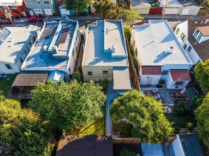 $649,000 | 5340 Walnut Street, Oakland, CA 94619