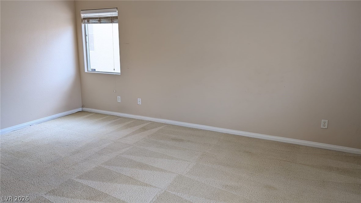 8130 Shellstone Avenue Las Vegas, NV 89117 - Photo 7 of 12