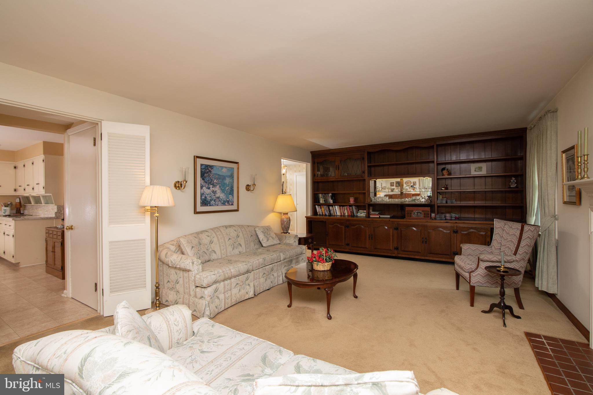 108 Rockingham Road Cherry Hill, NJ 08034 - Photo 6 of 30 Living Room