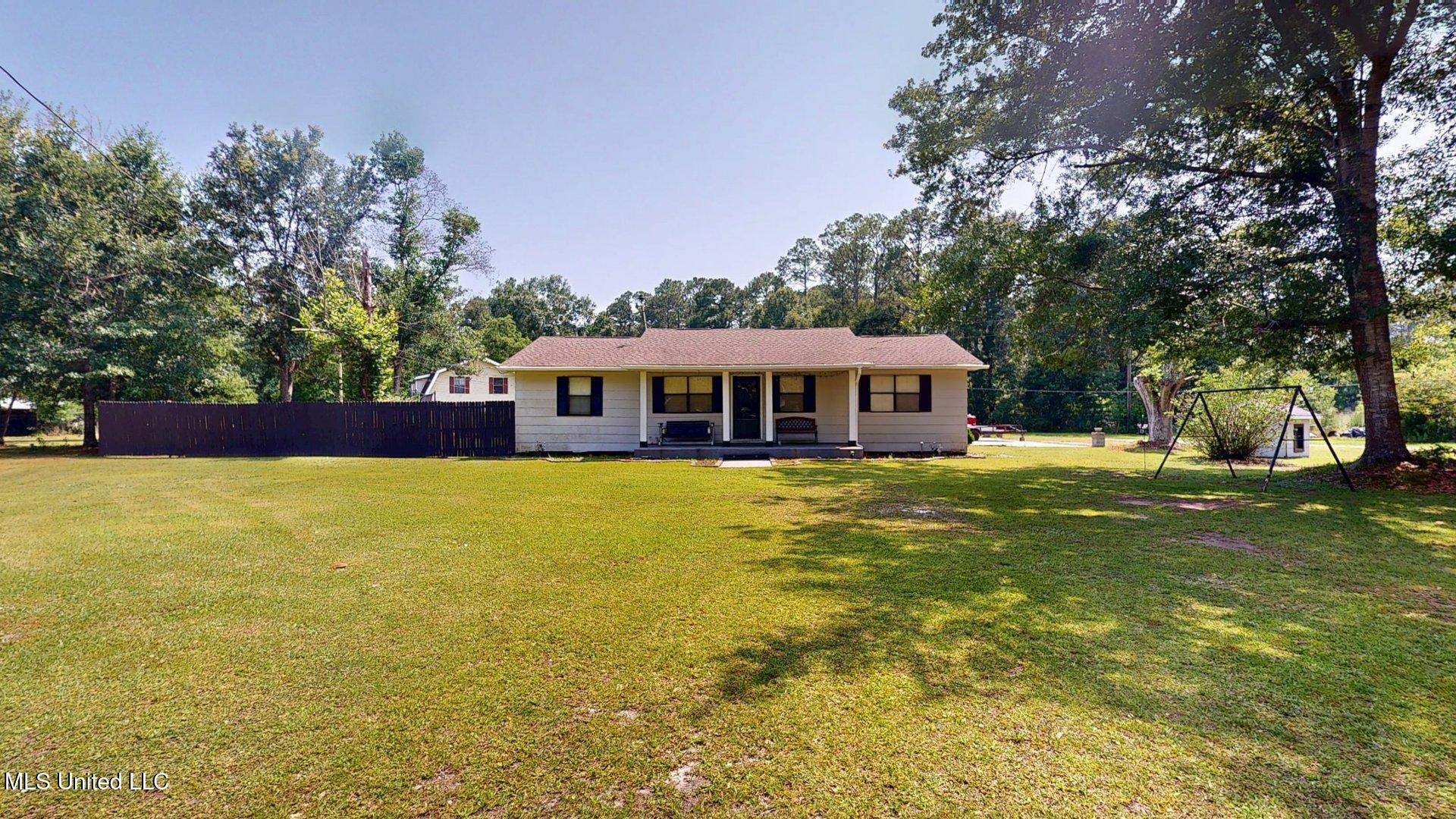 6400 Hans Road Moss Point, MS 39562 - Photo 2 of 26 6400-Hans-Rd-06032025_193101