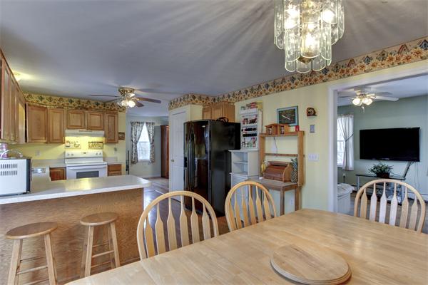 105 Indian Run Road Bellingham, MA 02019 - Photo 5 of 18