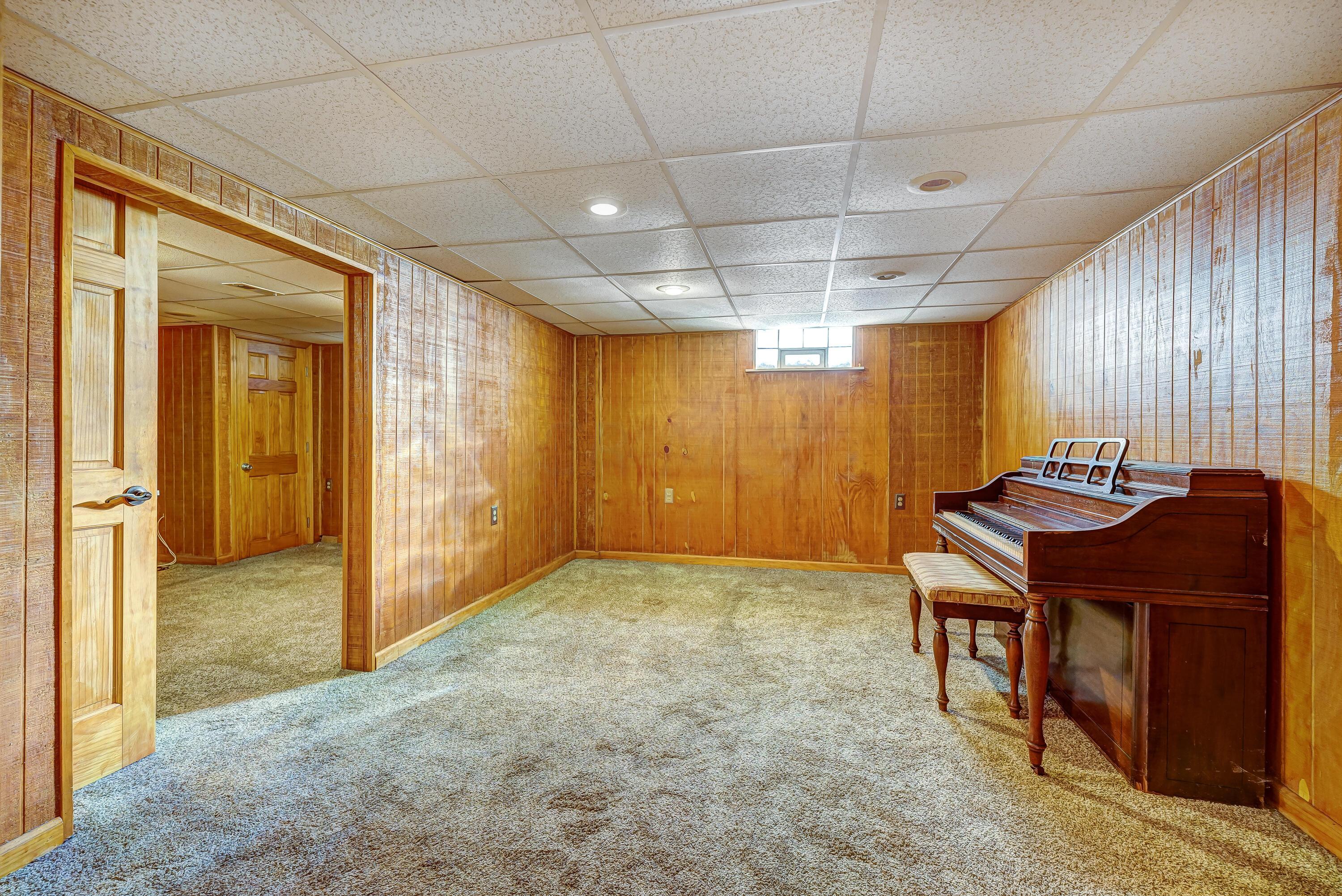 142 West Henderson Road Columbus, OH 43214 - Photo 26 of 38 Basement