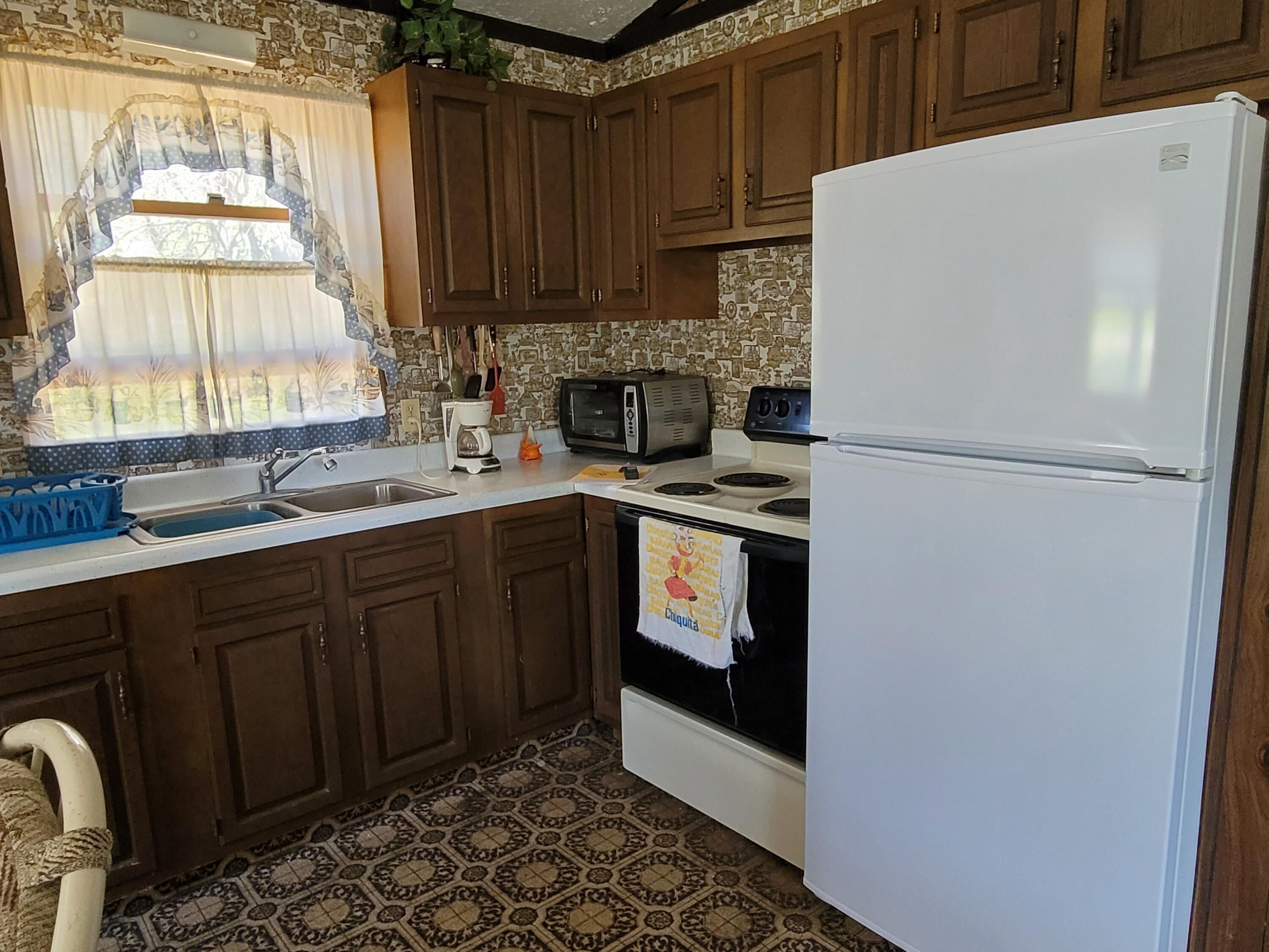 8239 Artesia Beach Road St. Helen, MI 48656 - Photo 8 of 19 Gallery Image 8