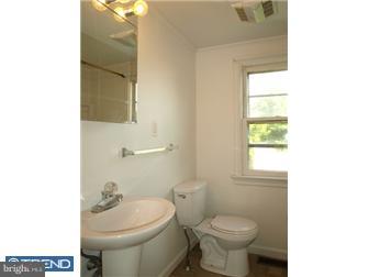 425 East Reliance Road Telford, PA 18969 - Photo 5 of 12 Gallery Image 5