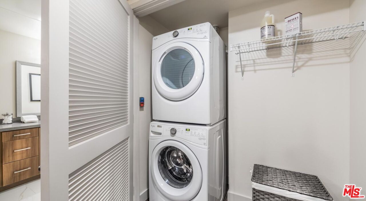 950 East 3rd Street, Unit 3508 Los Angeles, CA 90013 - Photo 17 of 19