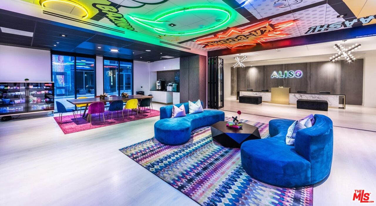 950 East 3rd Street, Unit 3508 Los Angeles, CA 90013 - Photo 2 of 19