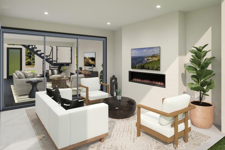 2049 East Pearl Street Encinitas, CA 92024 - Photo 7 of 15 Exterior Patio