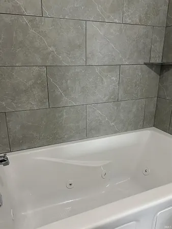 $212,000 | 309 Northwest 11th Street, Washington, IN 47501