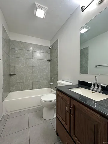 $226,500 | 309 Northwest 11th Street, Washington, IN 47501