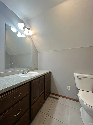 $226,500 | 309 Northwest 11th Street, Washington, IN 47501