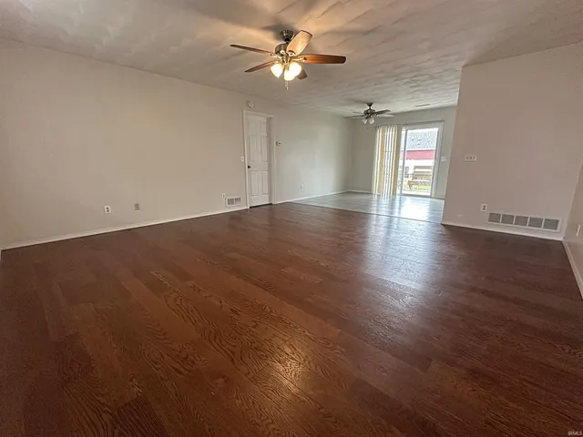 $226,500 | 309 Northwest 11th Street, Washington, IN 47501