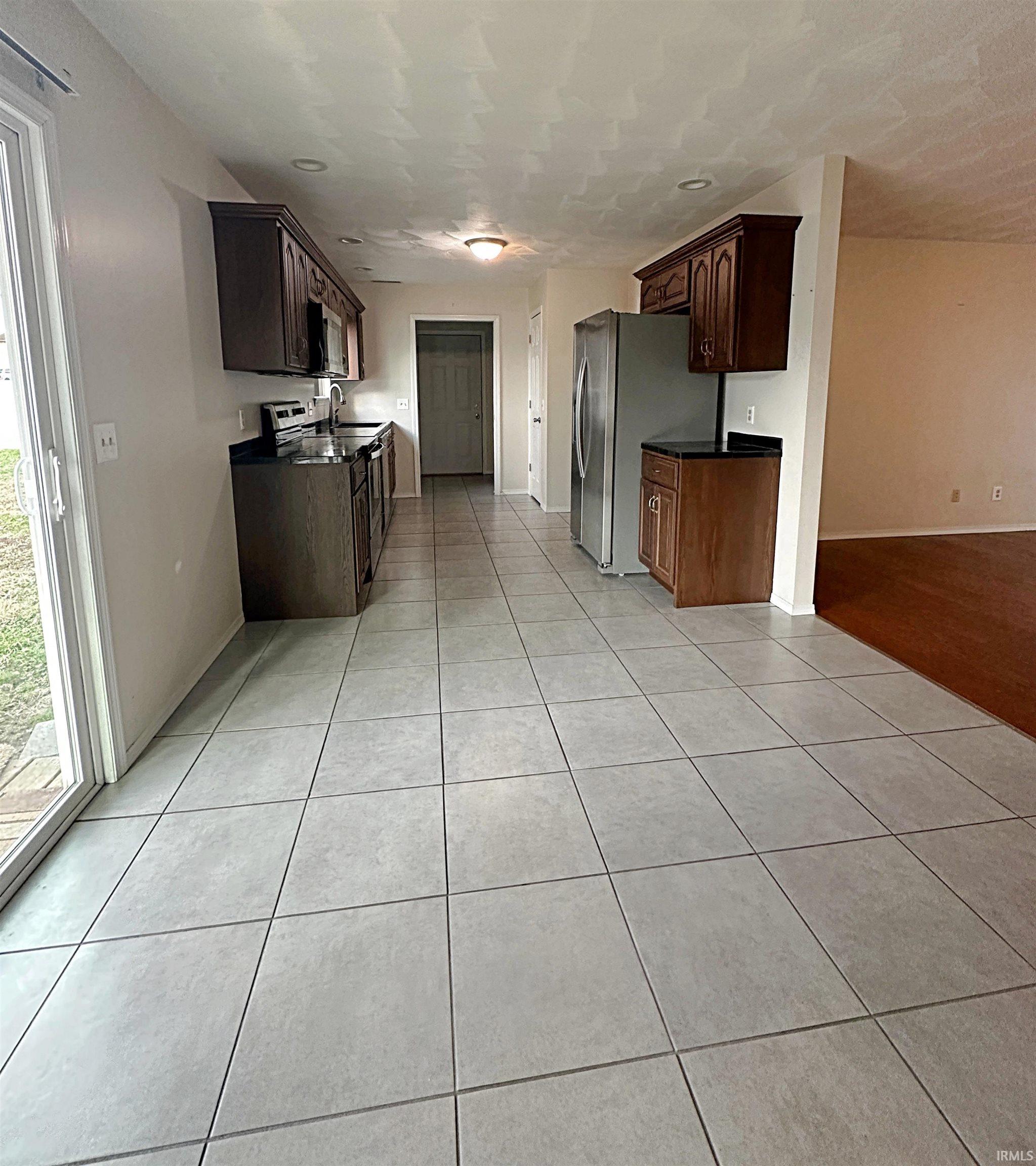 309 Northwest 11th Street Washington, IN 47501 - Photo 4 of 24