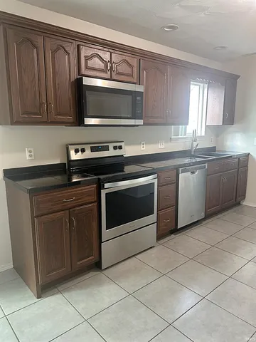 $226,500 | 309 Northwest 11th Street, Washington, IN 47501