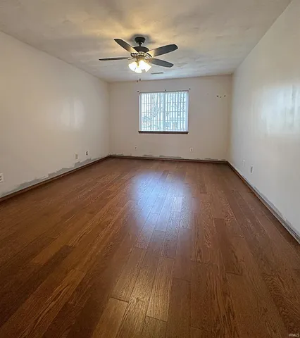 $226,500 | 309 Northwest 11th Street, Washington, IN 47501