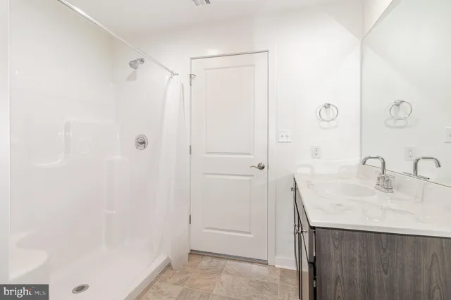 $1,595 | 1708 Fairmont Drive, Unit 208, Harrisburg, PA 17111