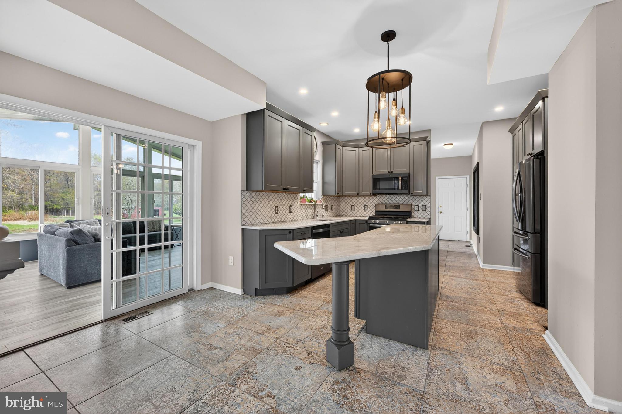 375 Friendship Road Clarksboro, NJ 08056 - Photo 13 of 59 Beautiful Kitchen w/Stainless Steel Appliances!